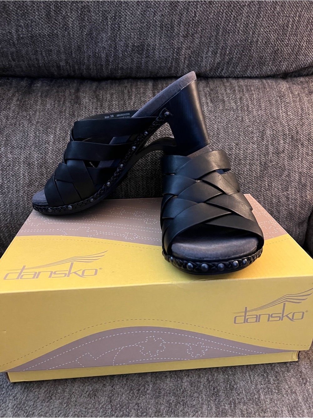 Dansko Tory Black Leather Strappy Wedge Mules Sandals NIB Size 39